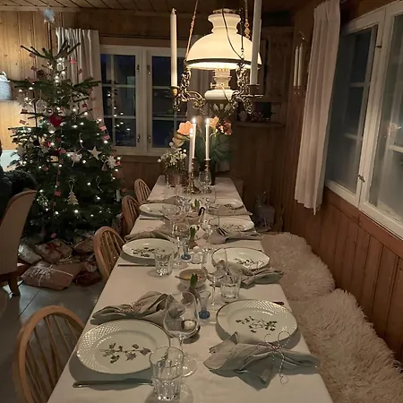 Cozy Family Friendly At Beautiful Location! *