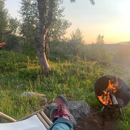 Cozy Family Friendly At Beautiful Location!