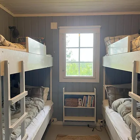 Cozy Family Friendly At Beautiful Location! *