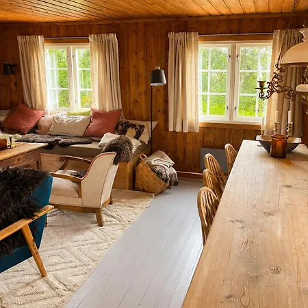 度假居 Cozy Family Friendly At Beautiful Location! 耶卢