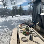 Cozy Family Friendly At Beautiful Location! *