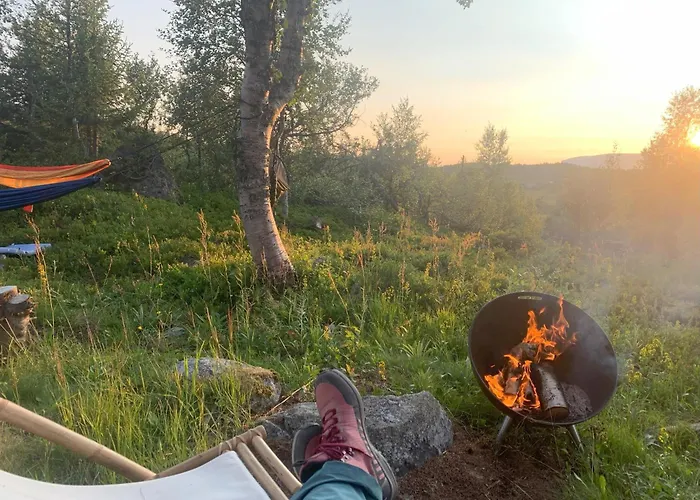Cozy Family Friendly At Beautiful Location!